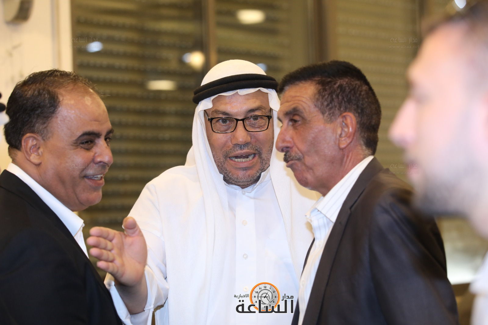 Madar Al-Saa Images 0.7449067375543066