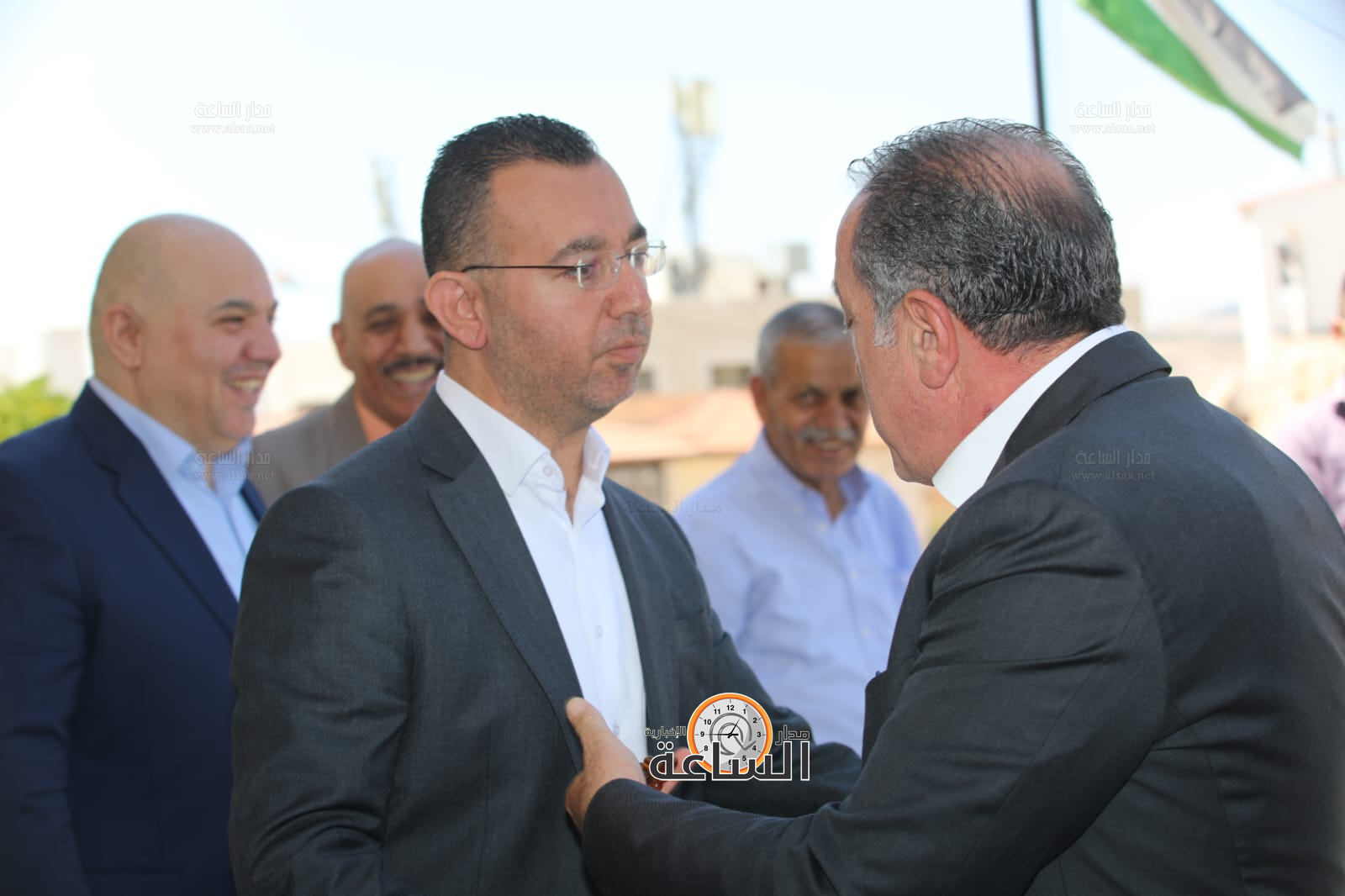 Madar Al-Saa Images 0.48336577671544134