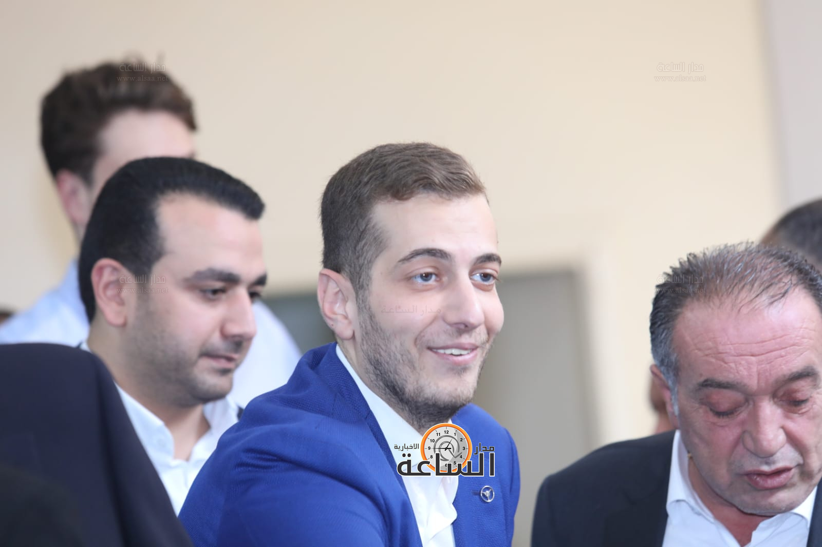 Madar Al-Saa Images 0.3565975877847869