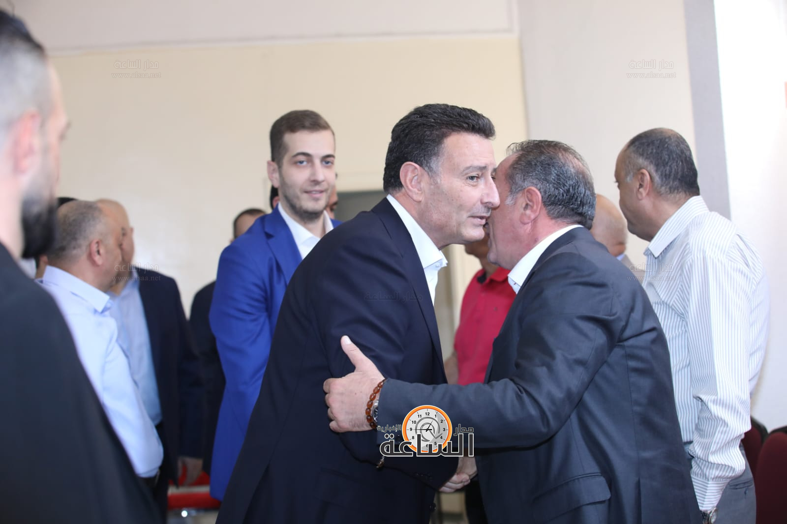 Madar Al-Saa Images 0.43029722060448394