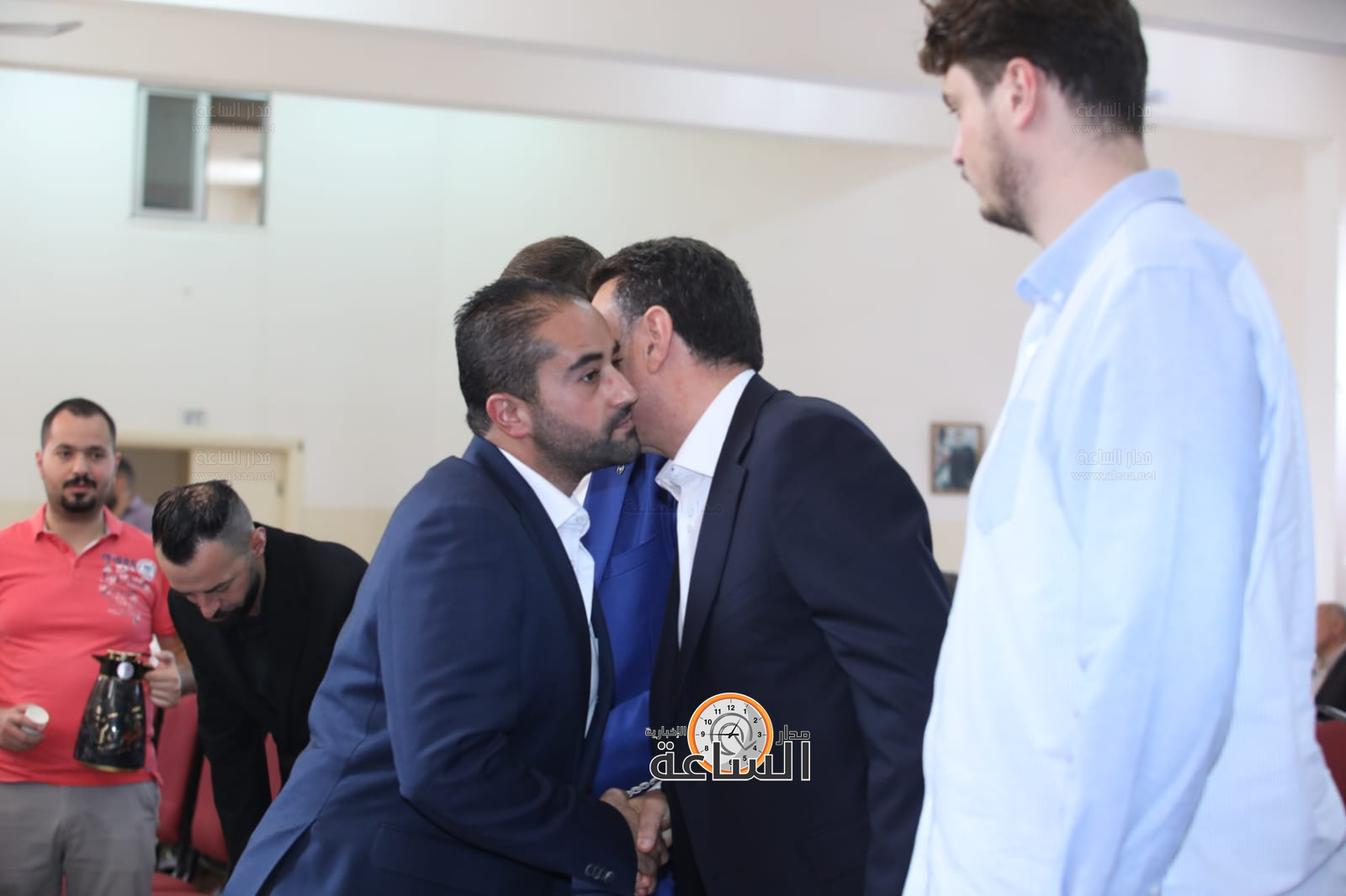 Madar Al-Saa Images 0.032025205851527794