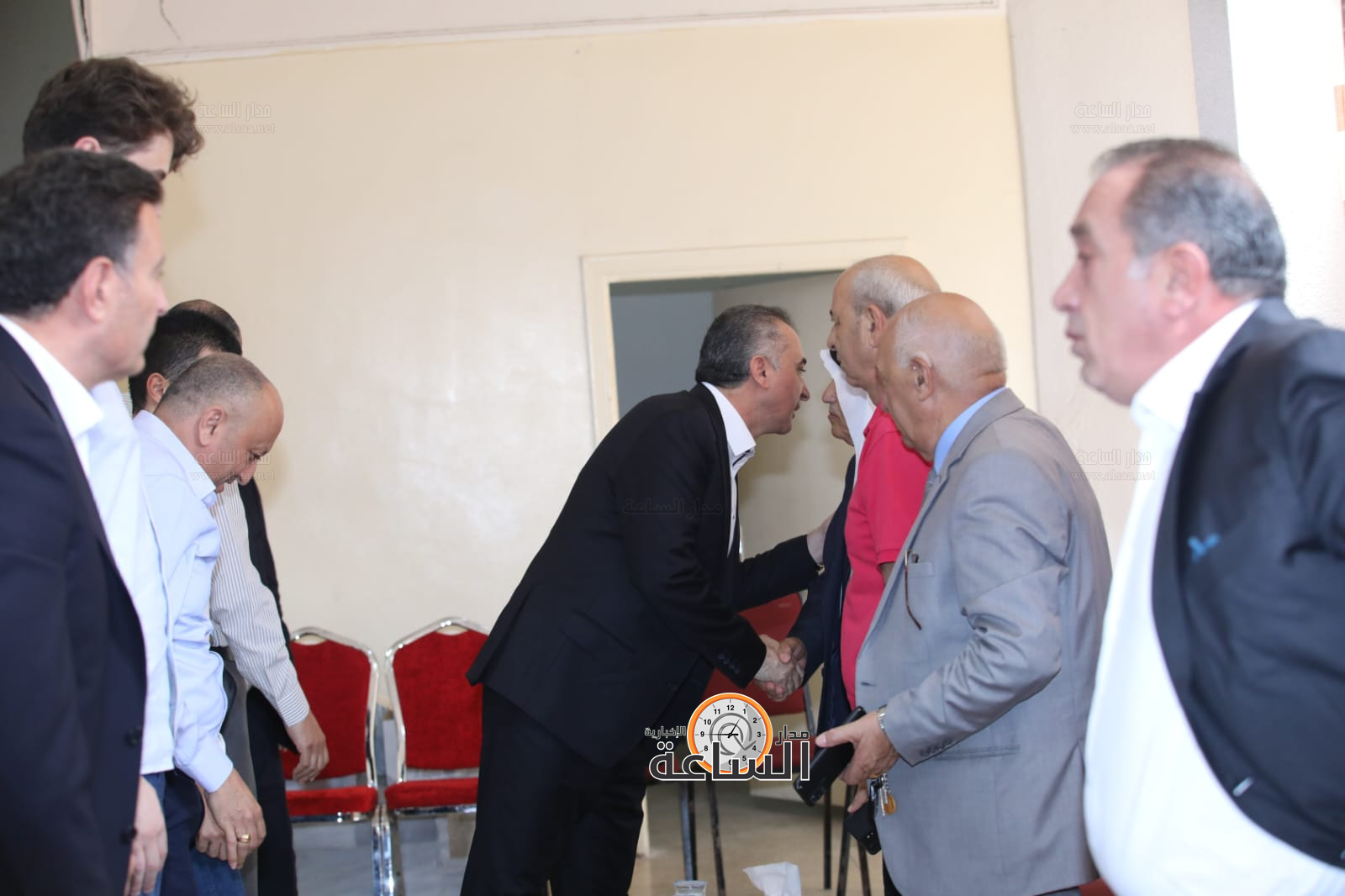 Madar Al-Saa Images 0.7416328142925273