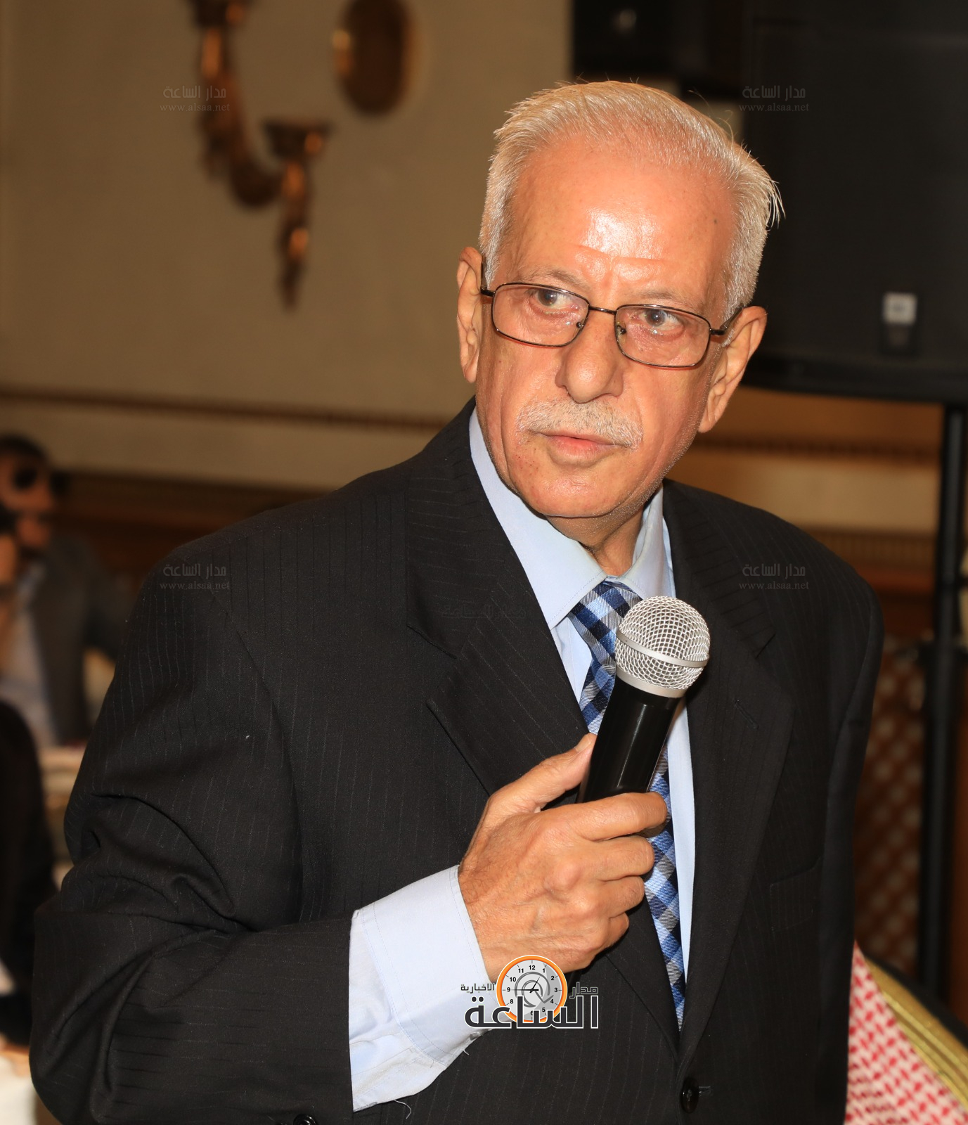 Madar Al-Saa Images 0.8831153117347363