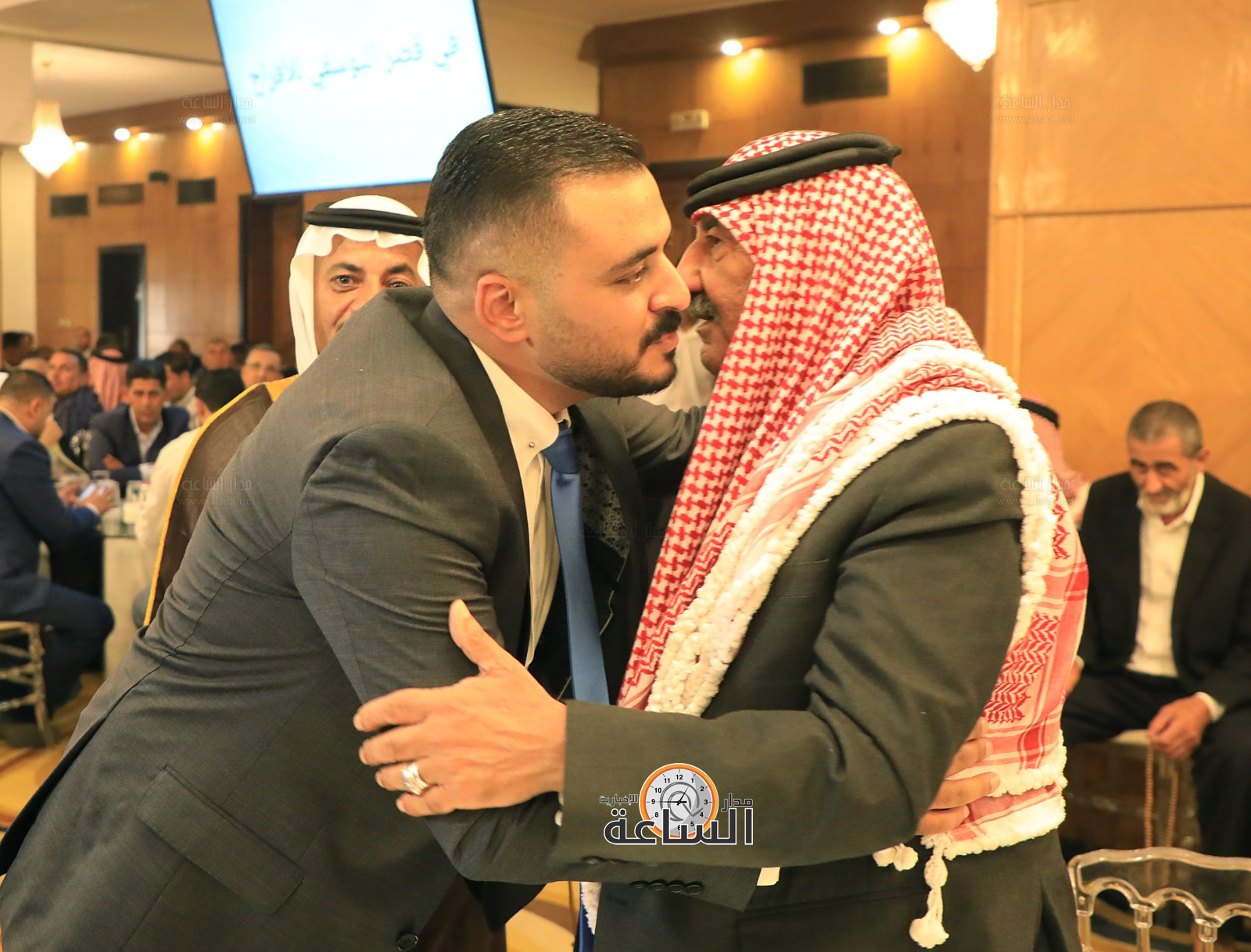 Madar Al-Saa Images 0.023748350783671546