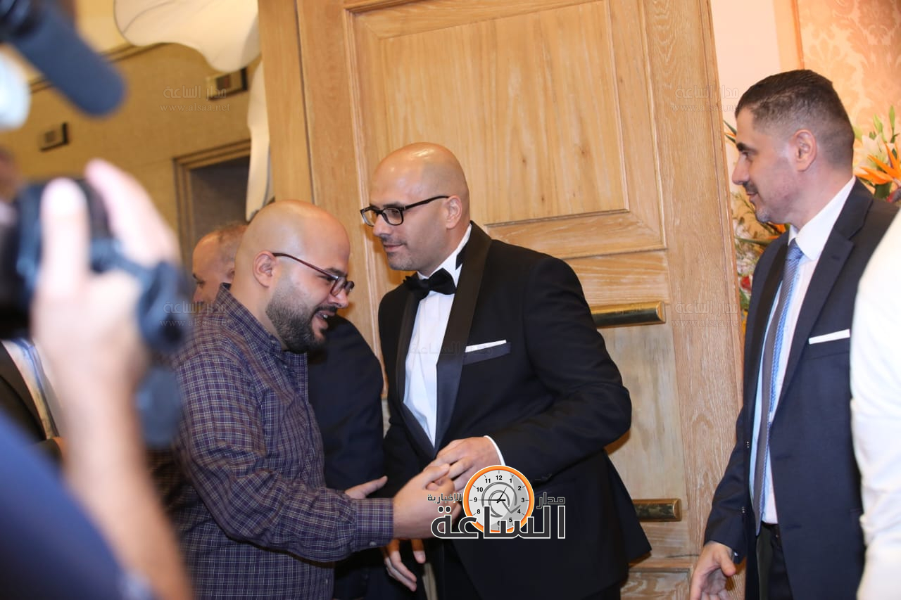 Madar Al-Saa Images 0.4966945980338997