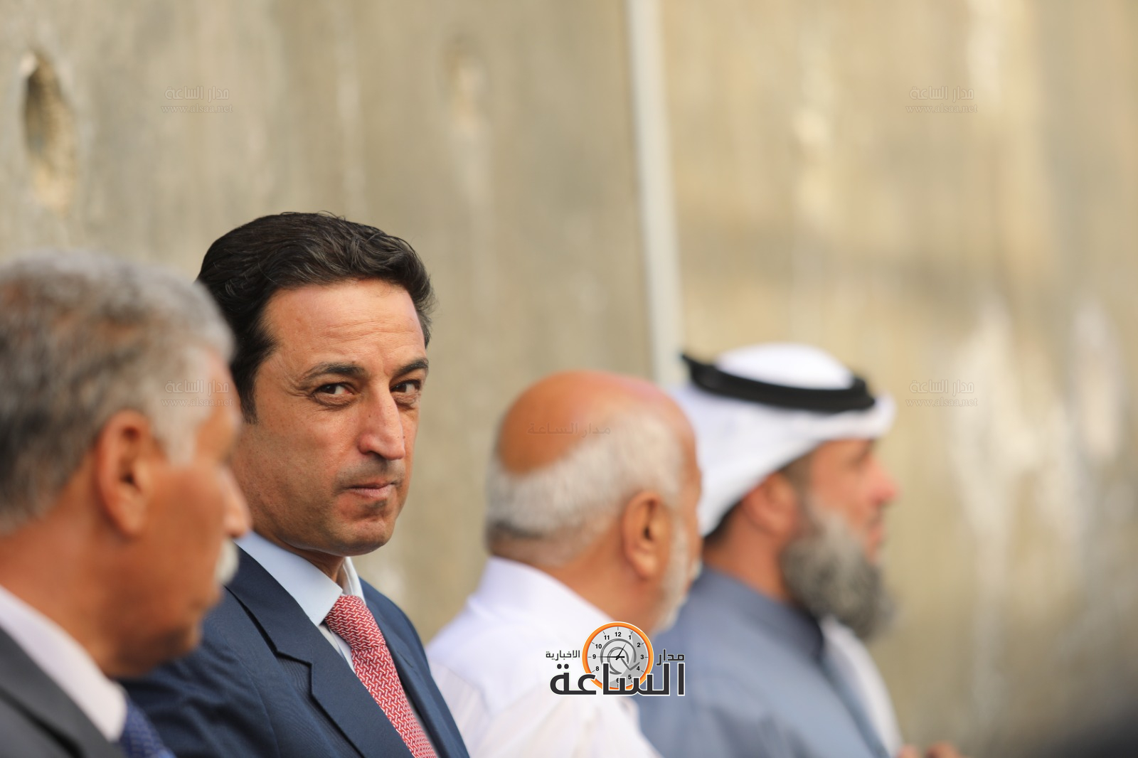 Madar Al-Saa Images 0.9541944446476318