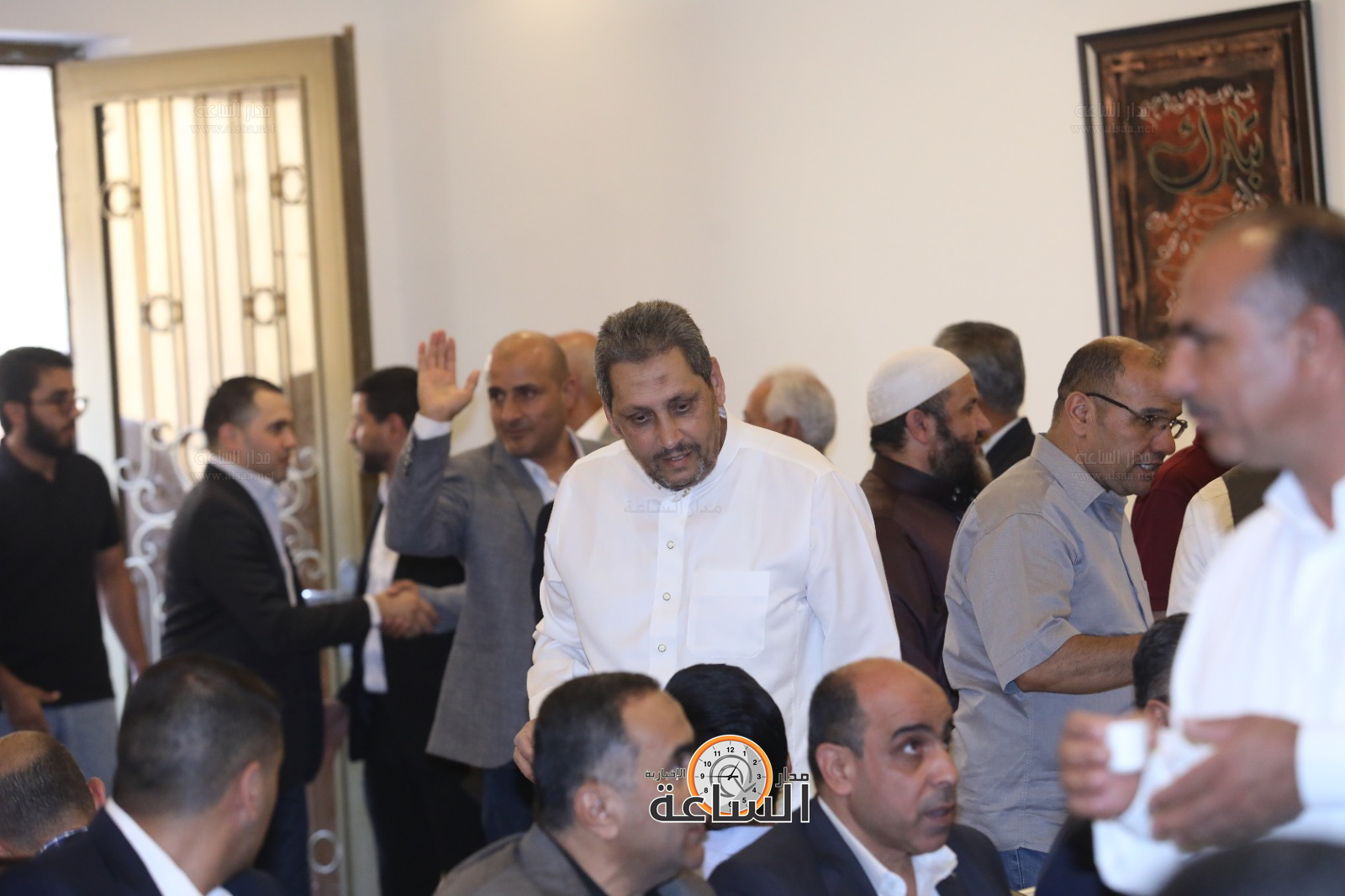 Madar Al-Saa Images 0.8626412624194504