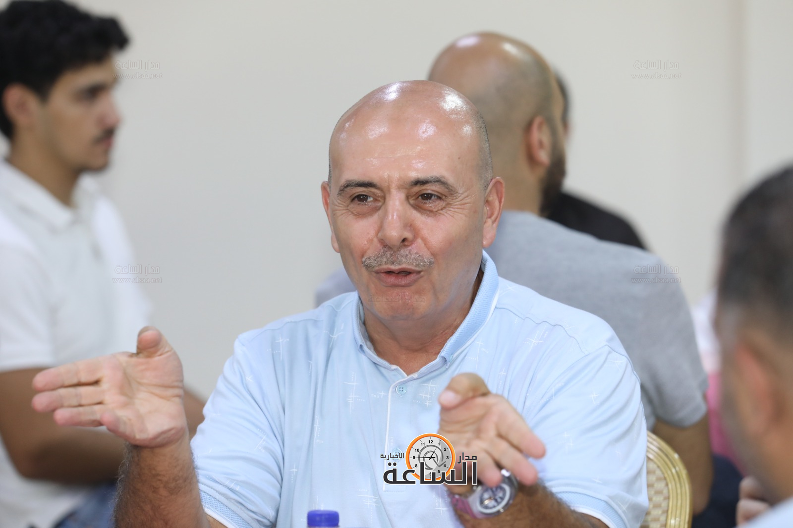 Madar Al-Saa Images 0.4679626313928642