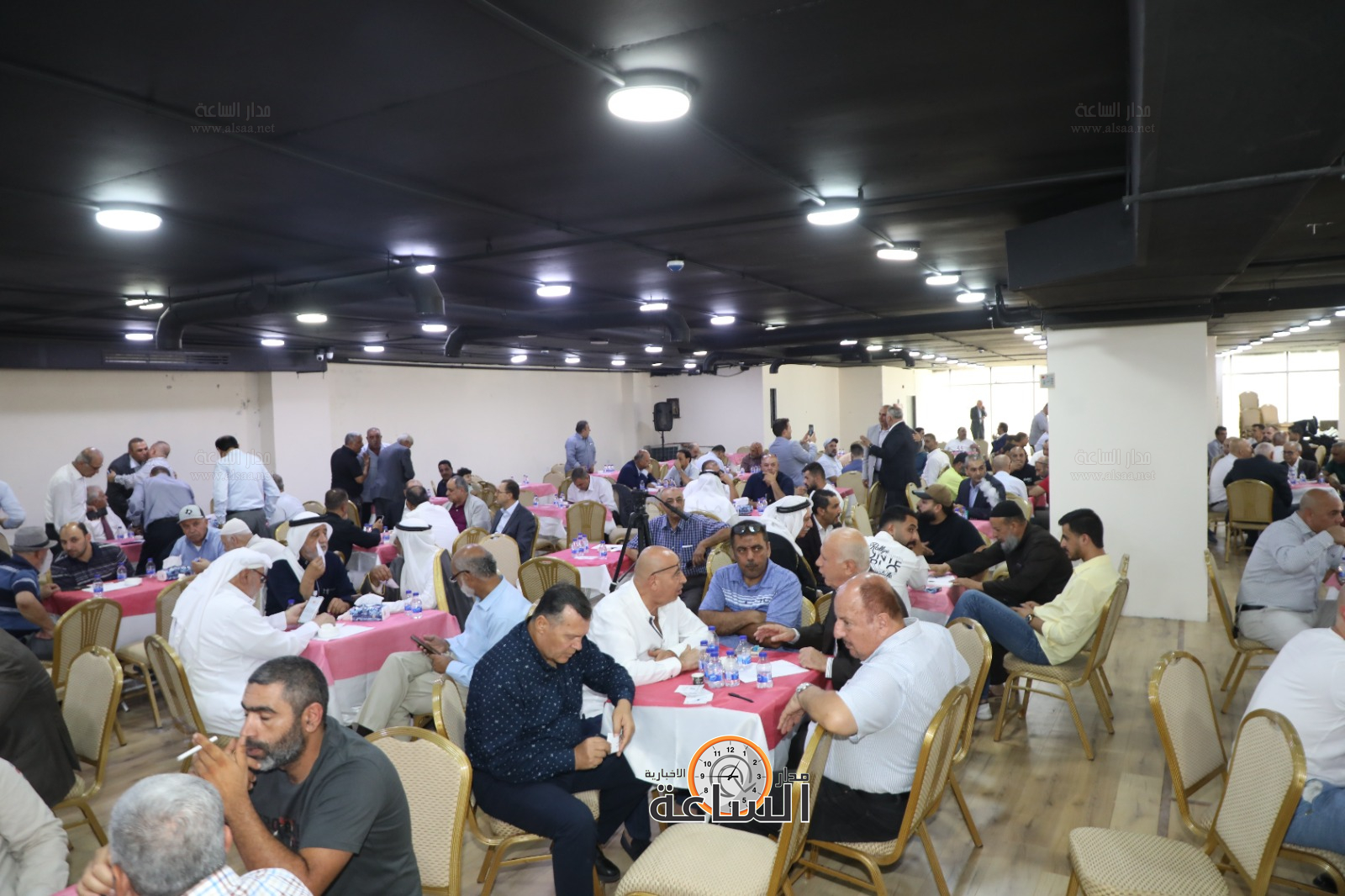 Madar Al-Saa Images 0.2859605406560839