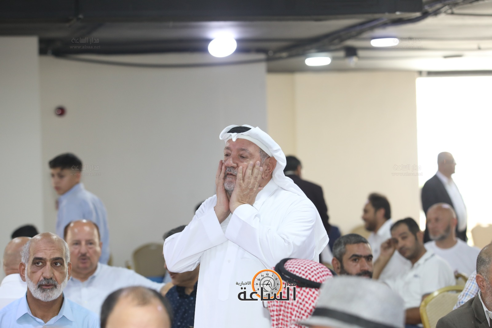 Madar Al-Saa Images 0.44087133926796396