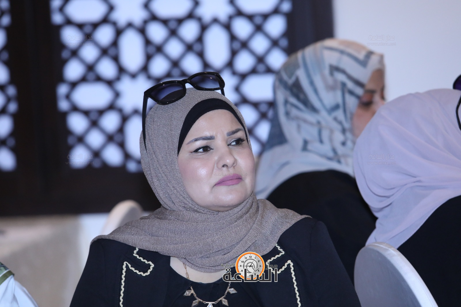 Madar Al-Saa Images 0.5619475367487017