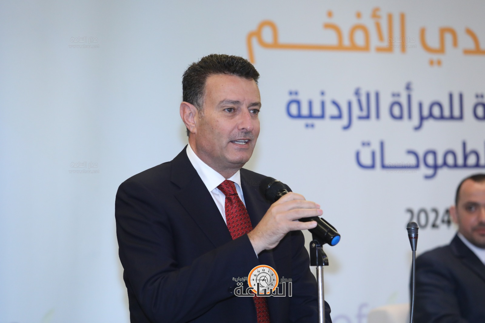 Madar Al-Saa Images 0.002617641298182649