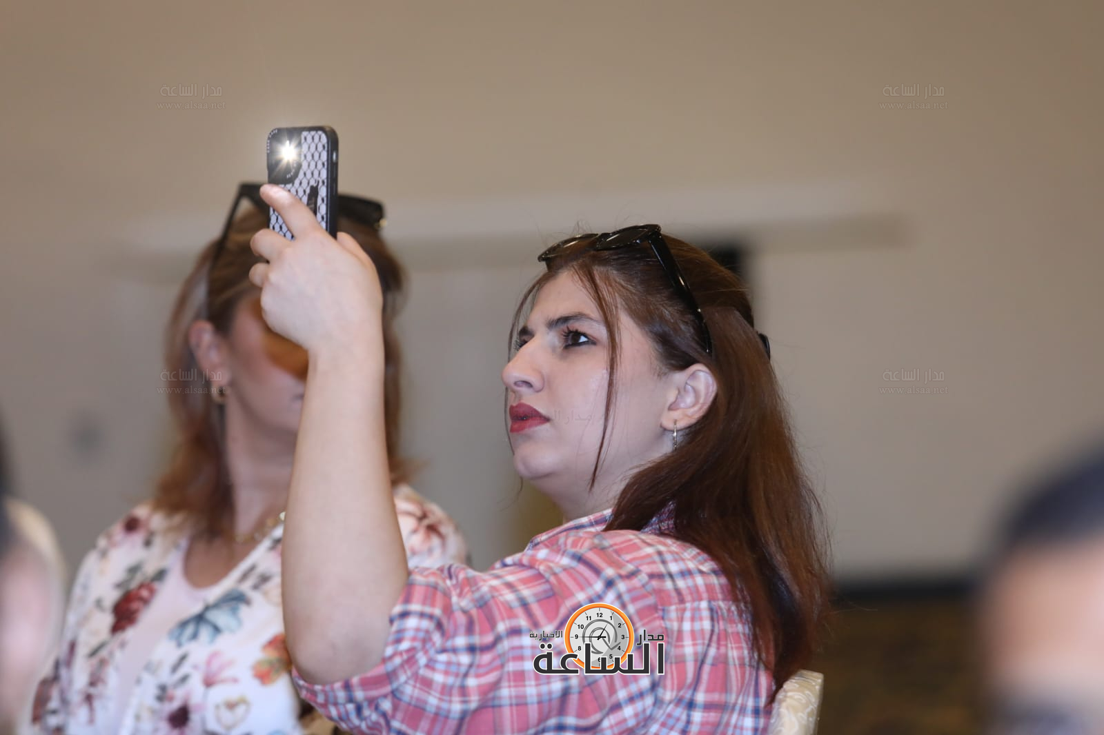 Madar Al-Saa Images 0.5155027328037145