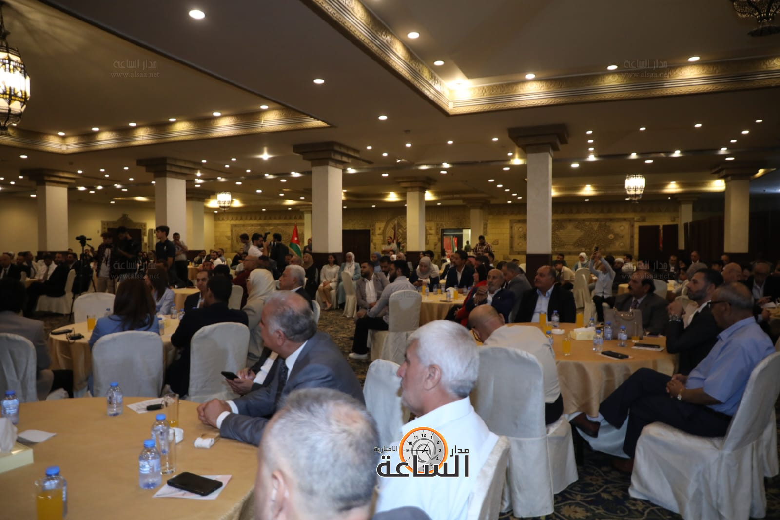 Madar Al-Saa Images 0.3640643193787463