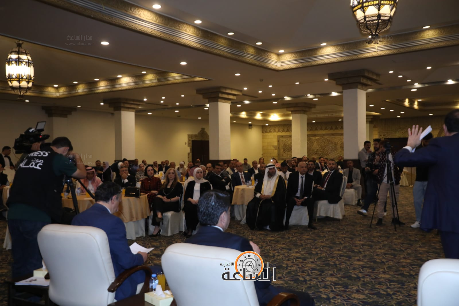 Madar Al-Saa Images 0.13048216540529678