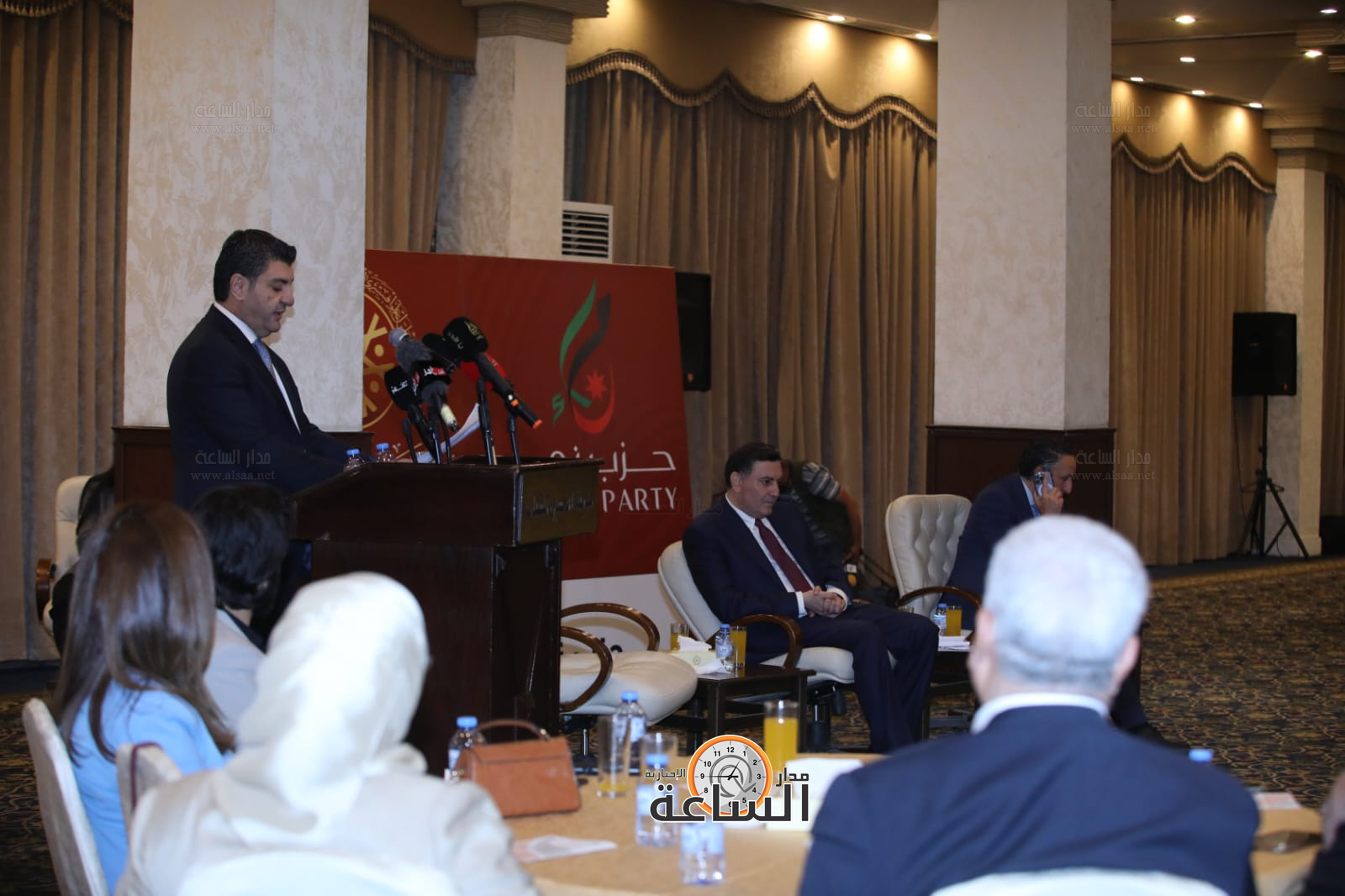 Madar Al-Saa Images 0.11483496311617092