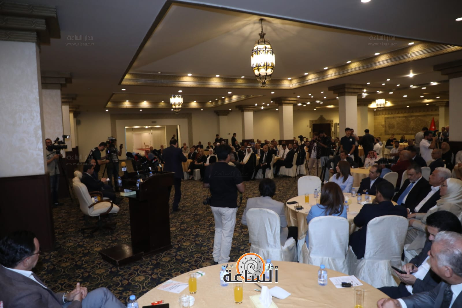 Madar Al-Saa Images 0.10430467722609693