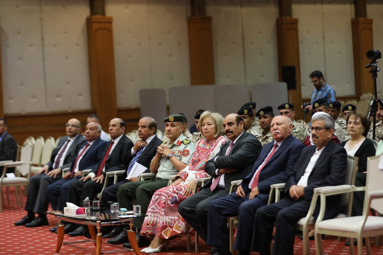 Madar Al-Saa Images 0.510530464224465