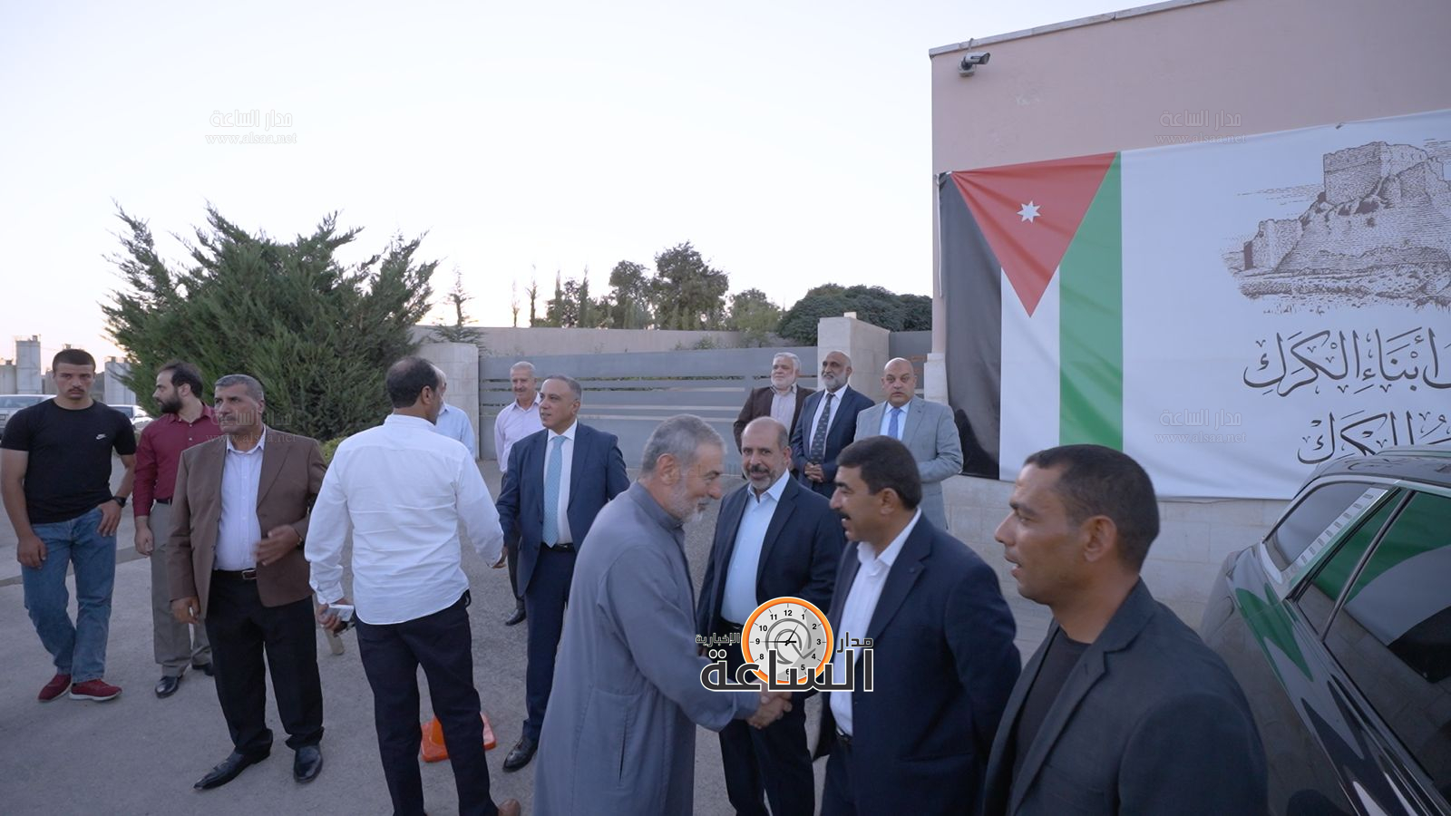 Madar Al-Saa Images 0.23347115875729352