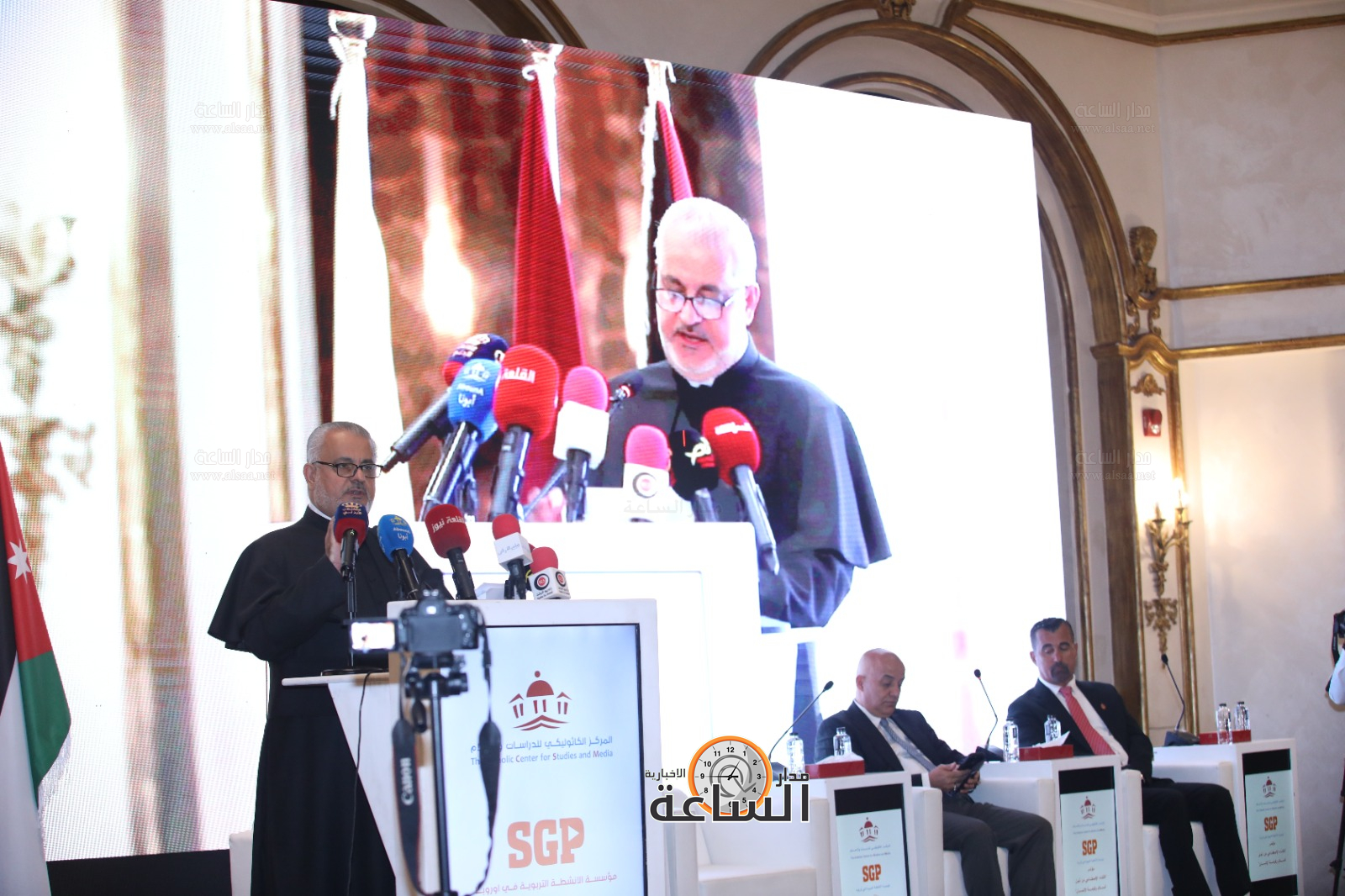 Madar Al-Saa Images 0.9108374761167632