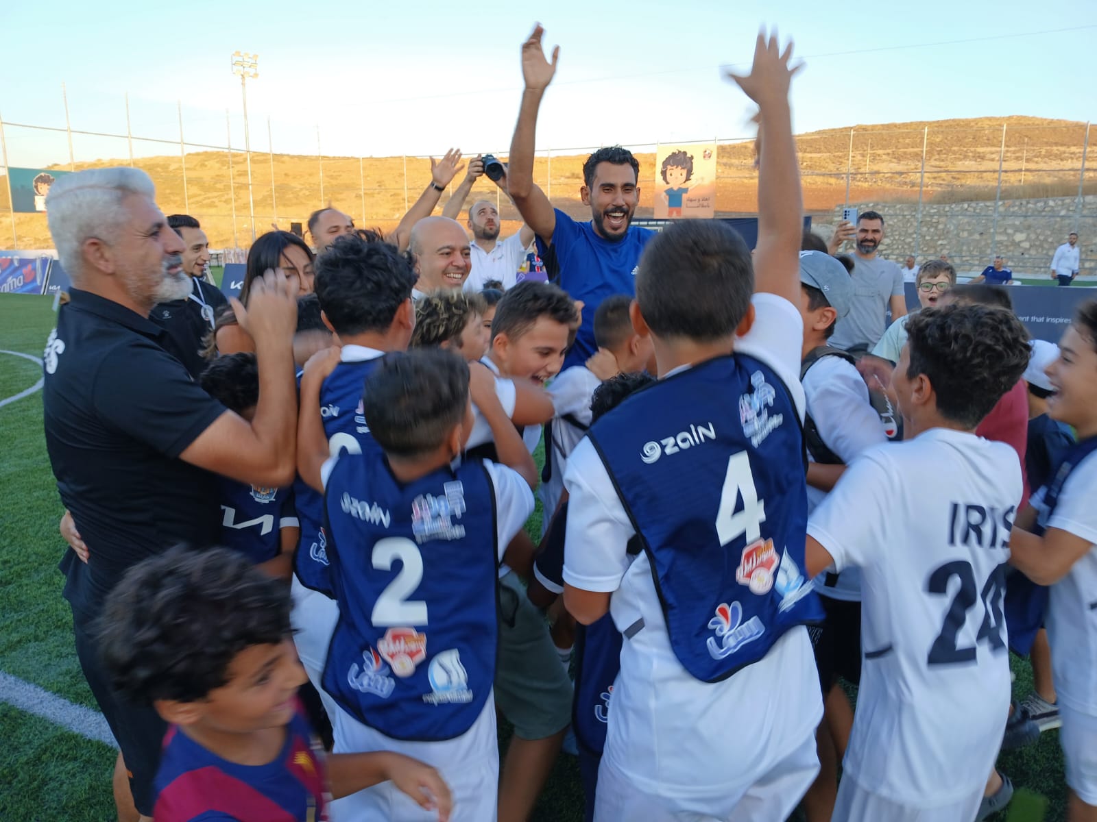 Madar Al-Saa Images 0.1607253646664244