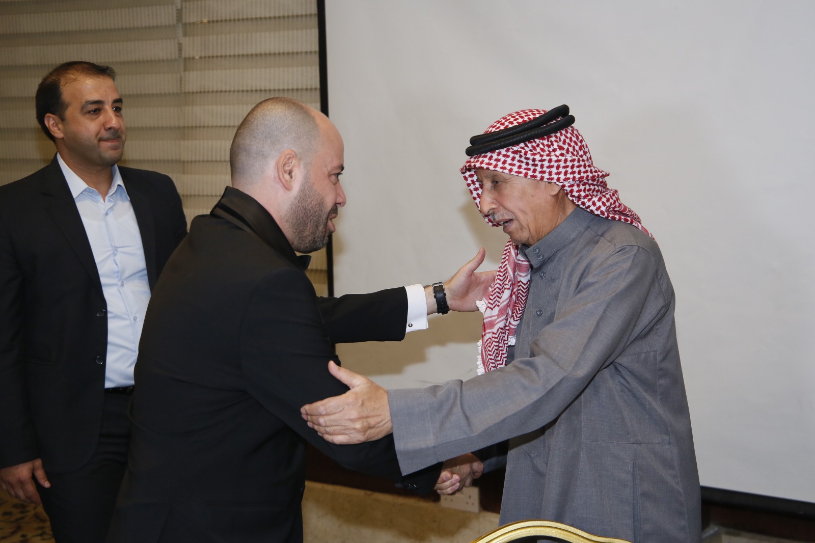 Madar Al-Saa Images 0.5375117482282665