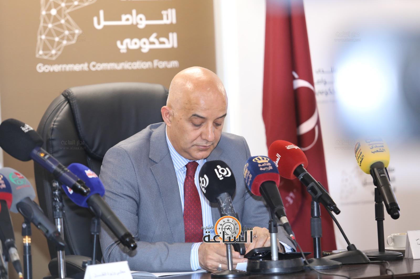 Madar Al-Saa Images 0.7256138774272178