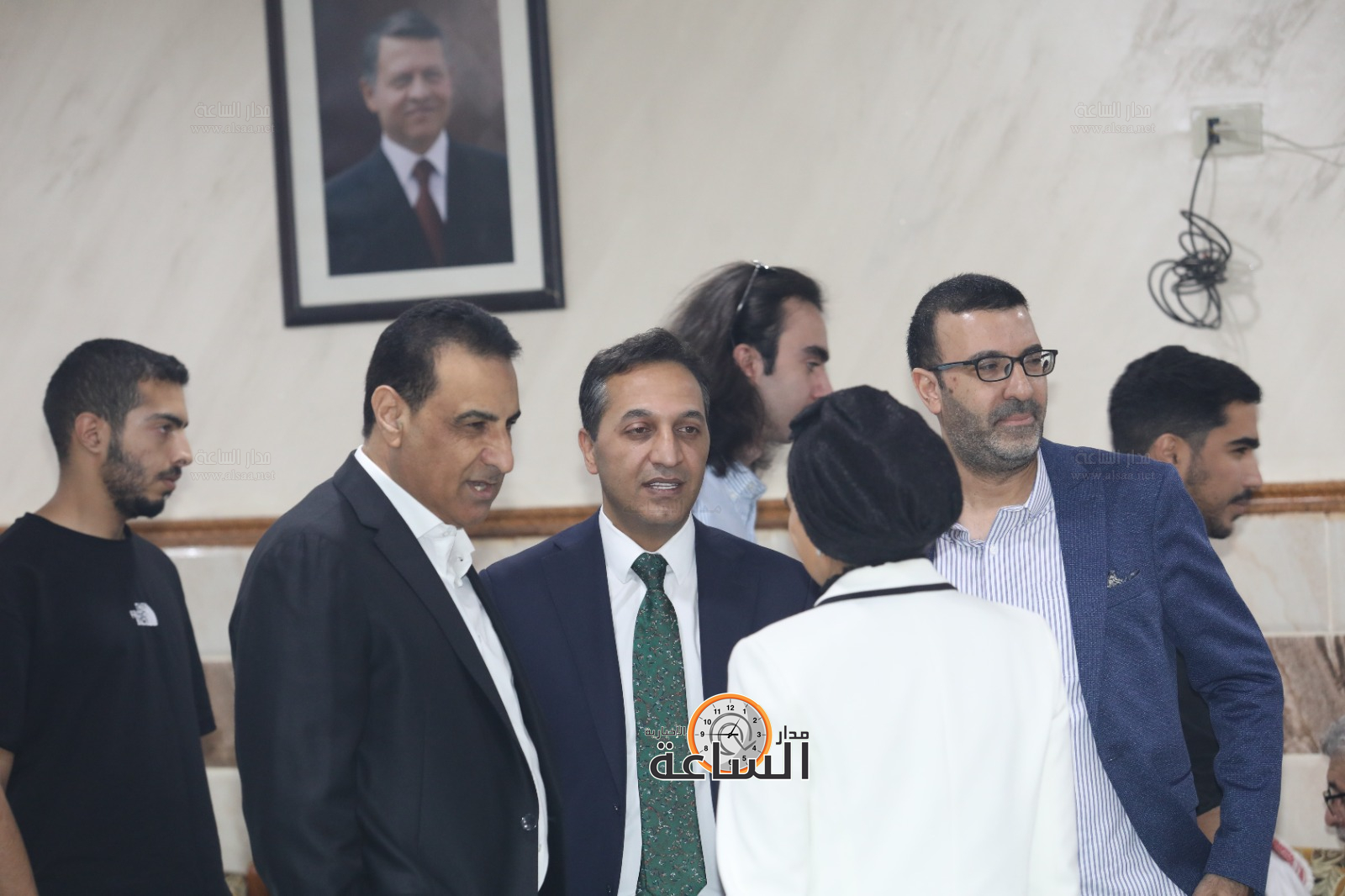 Madar Al-Saa Images 0.9734525947269141