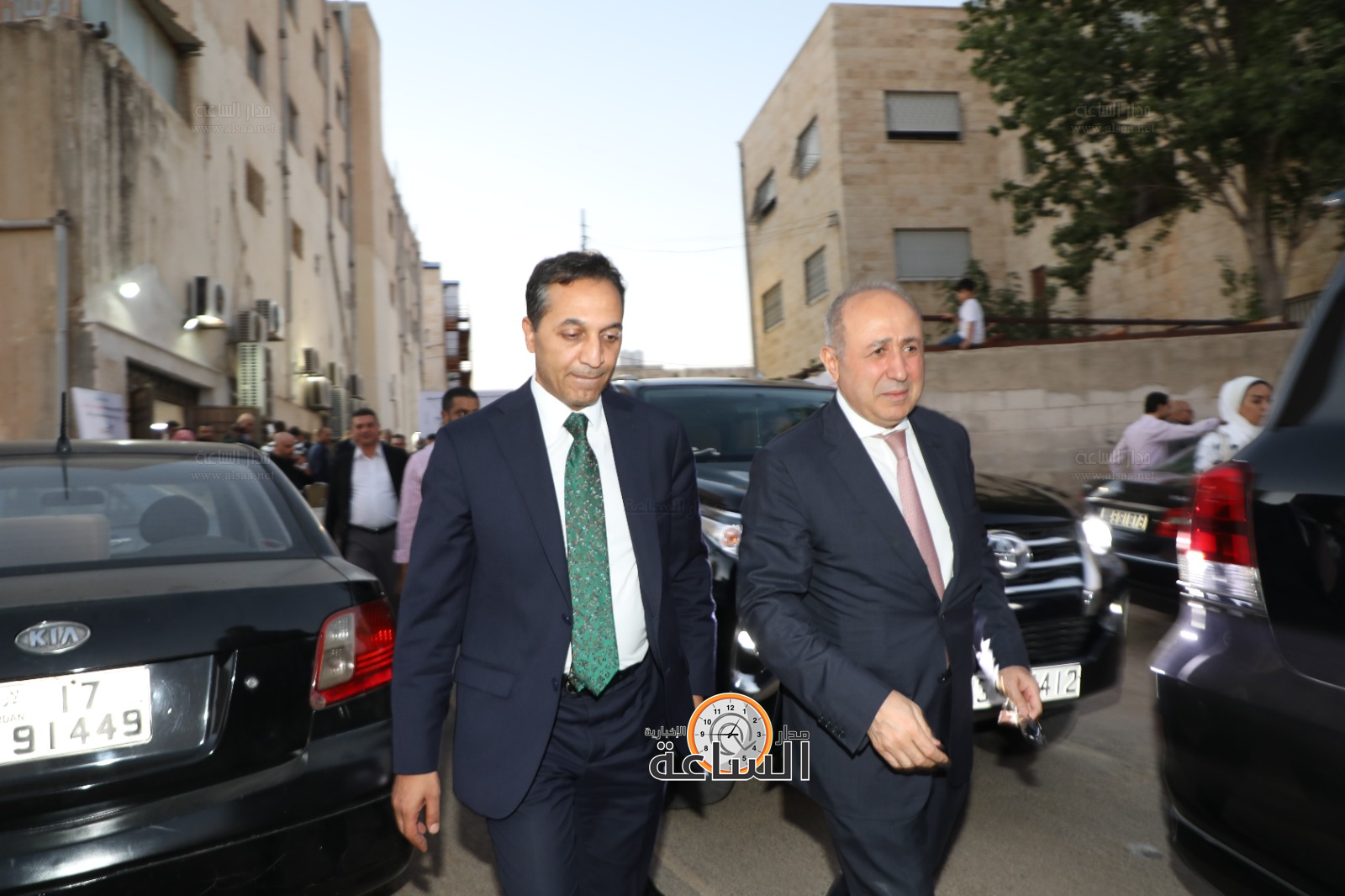 Madar Al-Saa Images 0.6395931696242636