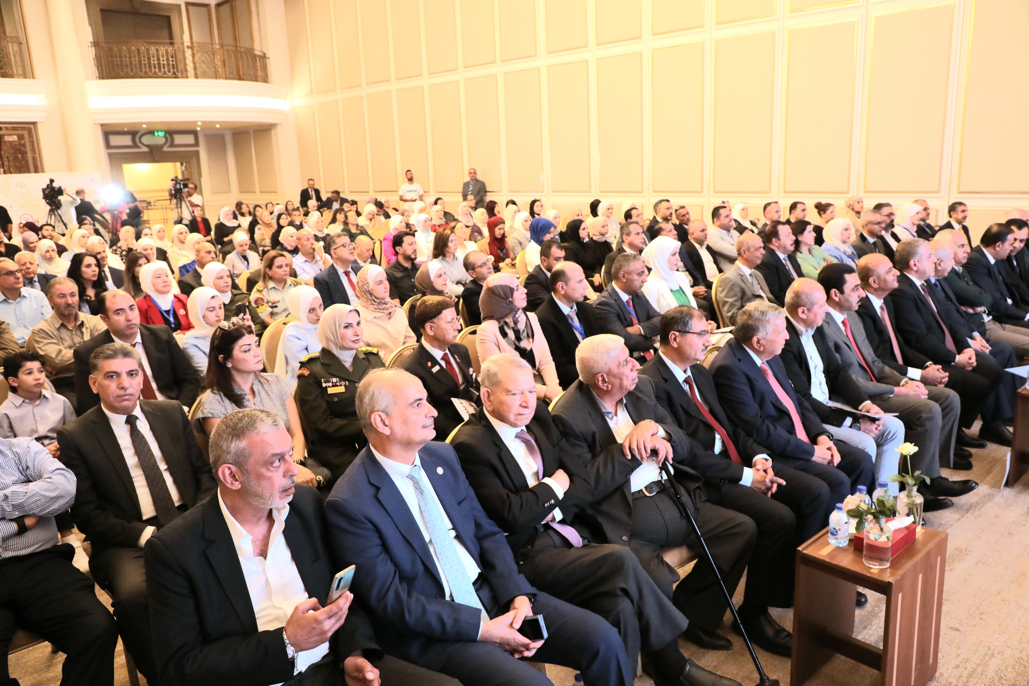 Madar Al-Saa Images 0.5124457340326398