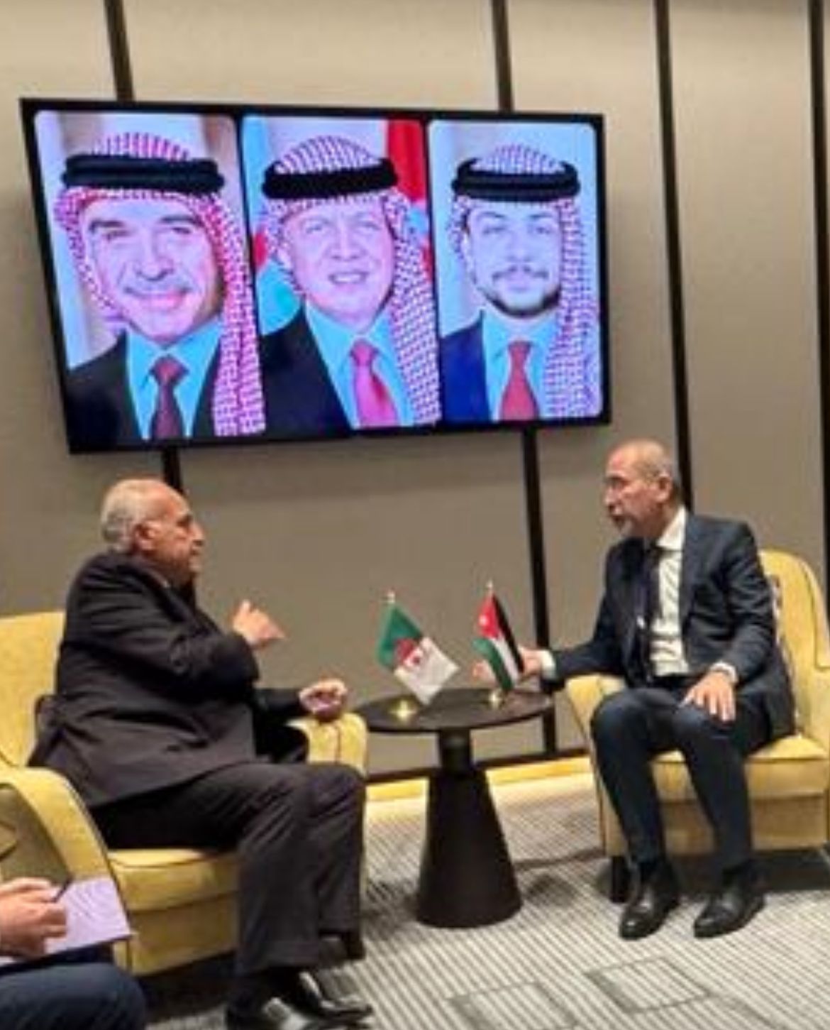 Madar Al-Saa Images 0.26346113211263966