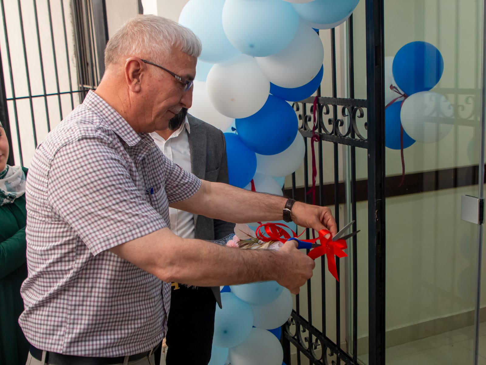 Madar Al-Saa Images 0.42466997101920967