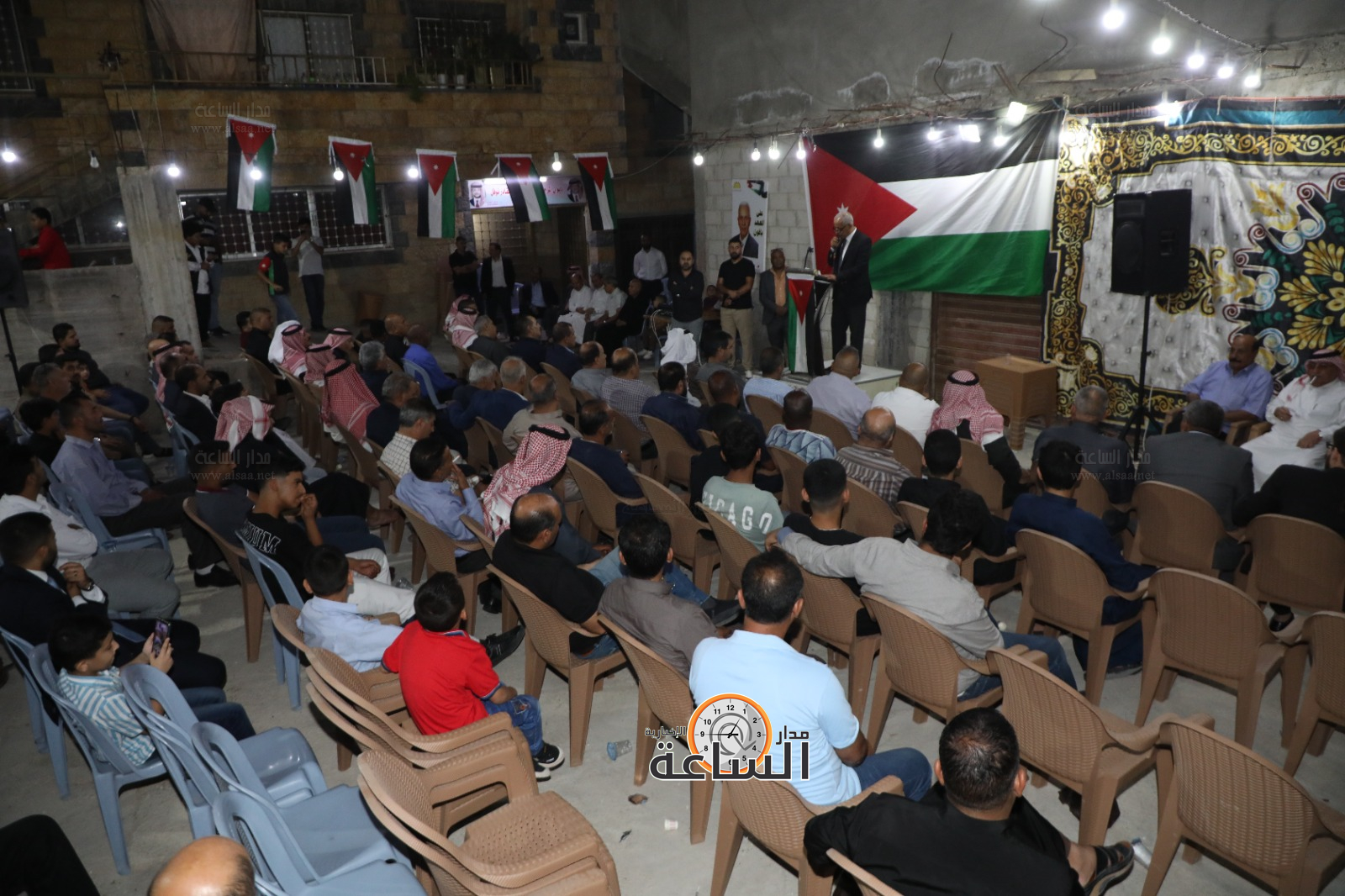 Madar Al-Saa Images 0.18349924659774142