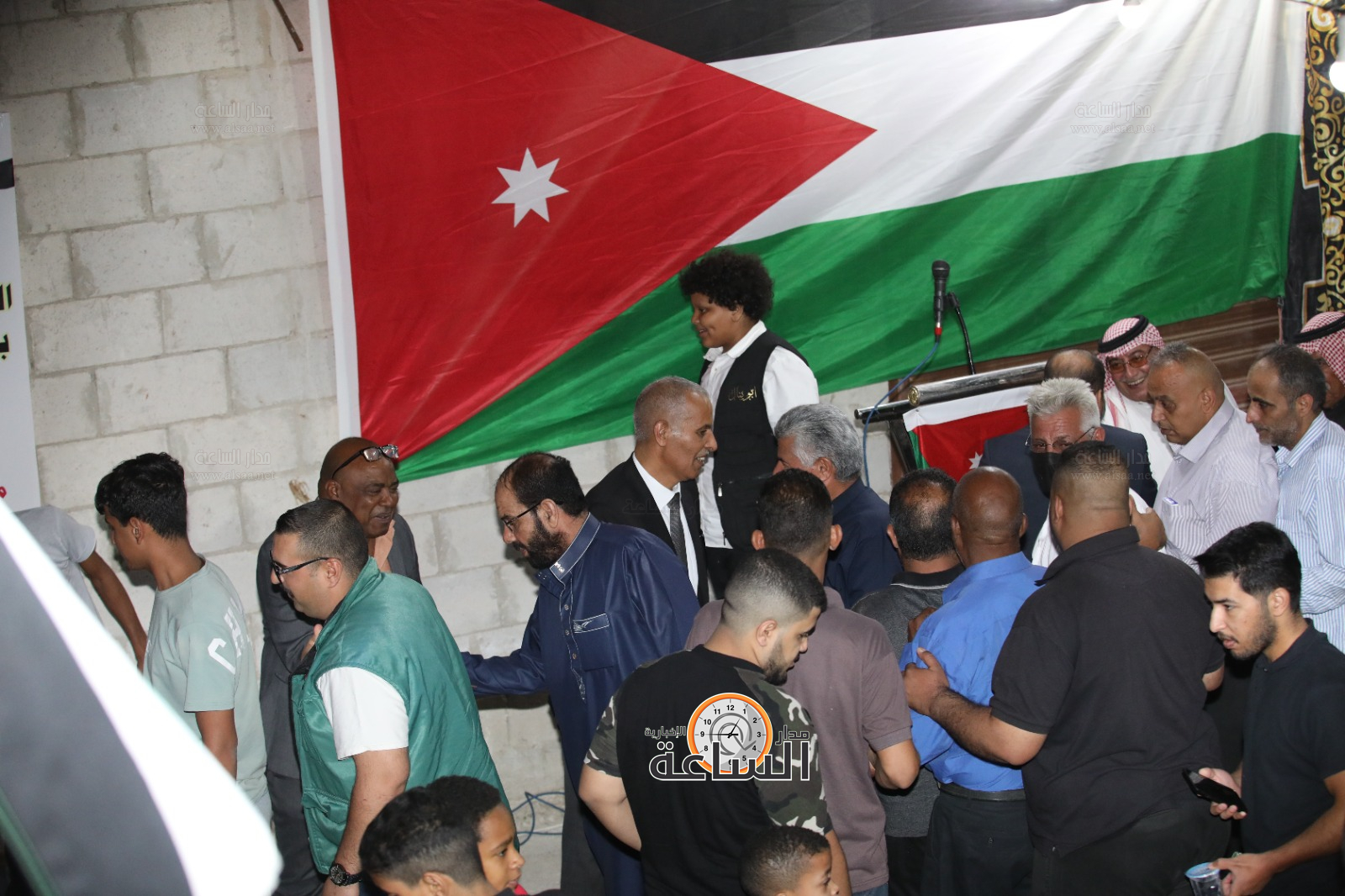 Madar Al-Saa Images 0.18230534492533845