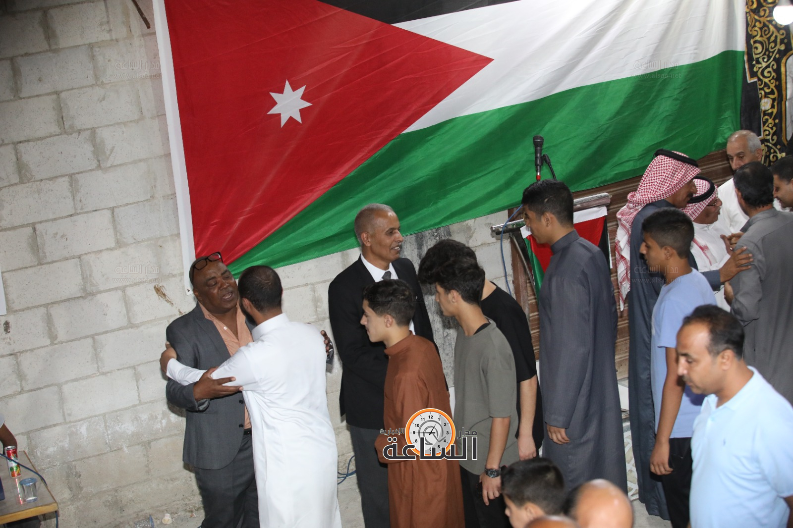 Madar Al-Saa Images 0.5709584350564669