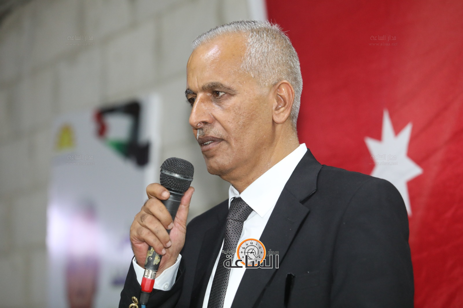 Madar Al-Saa Images 0.04173895231148017