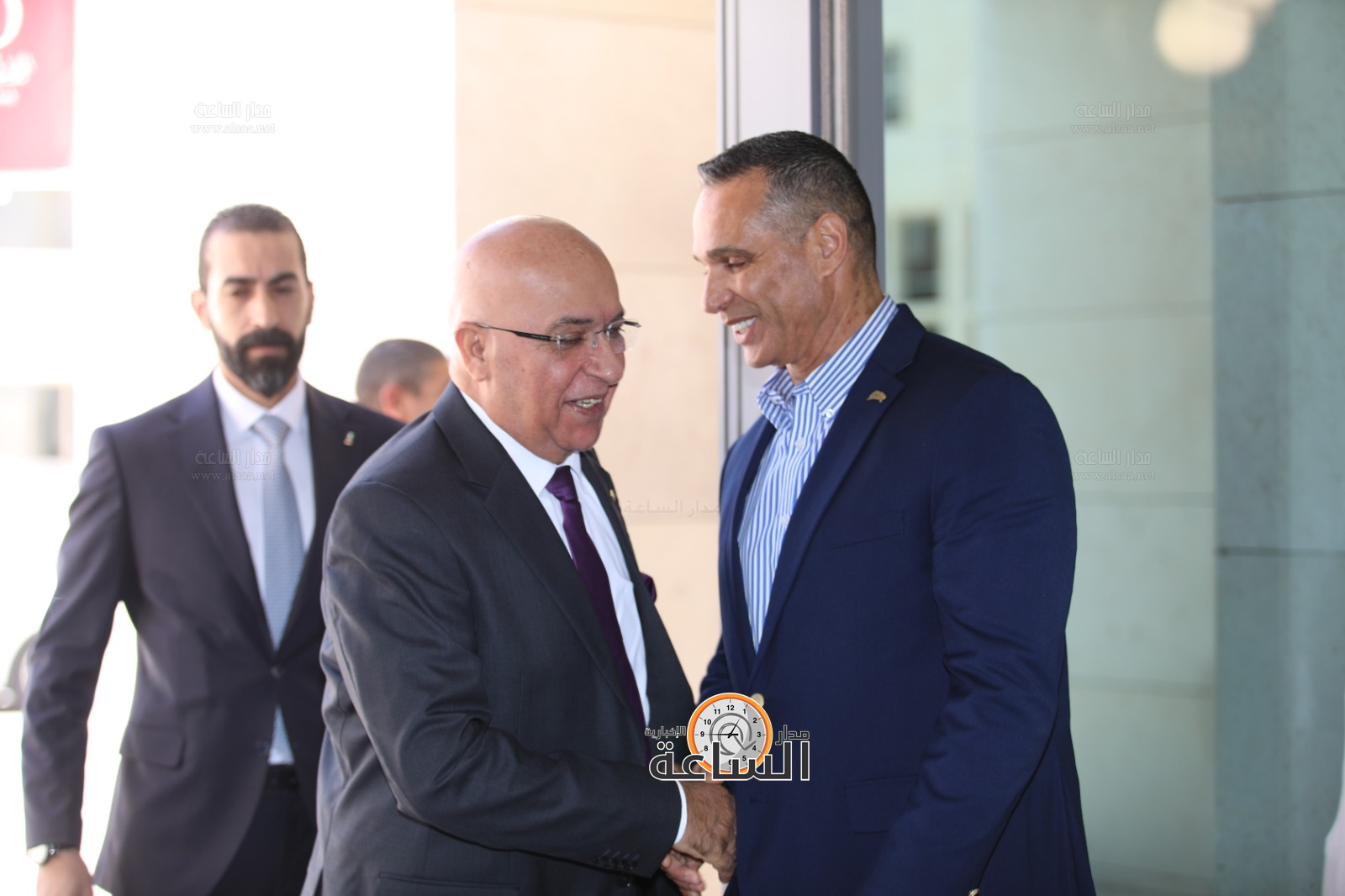 Madar Al-Saa Images 0.9561787384069067