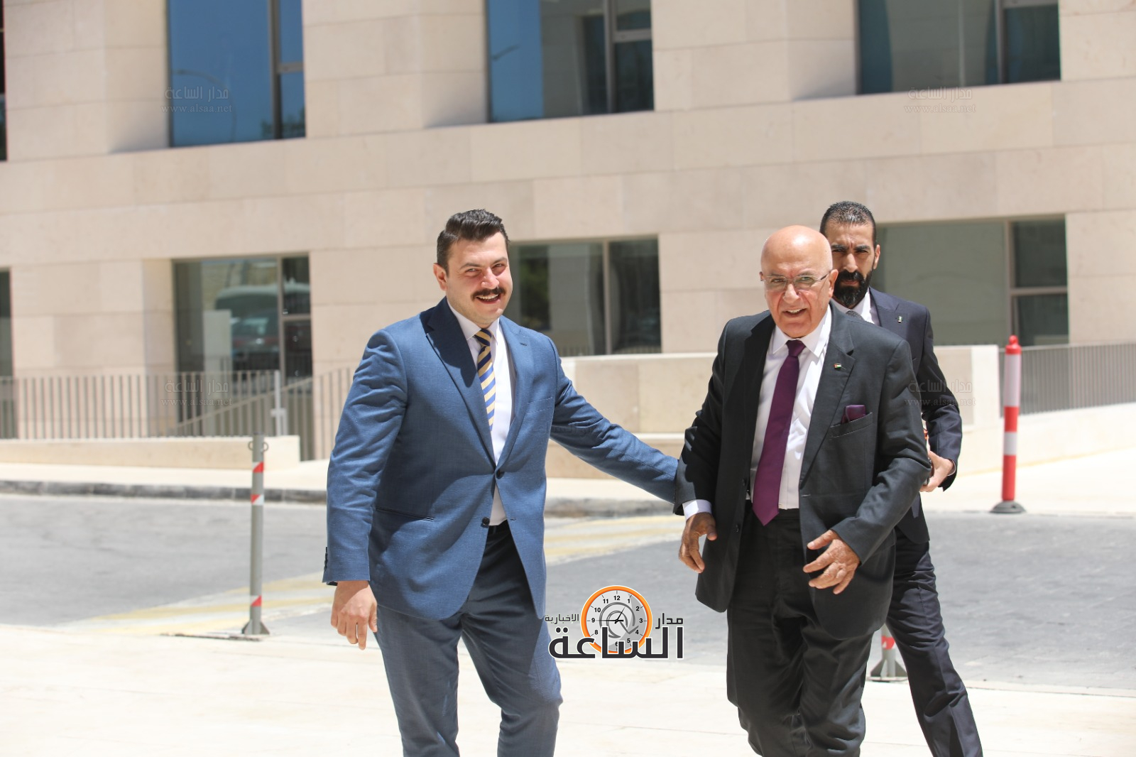 Madar Al-Saa Images 0.032414195820464675