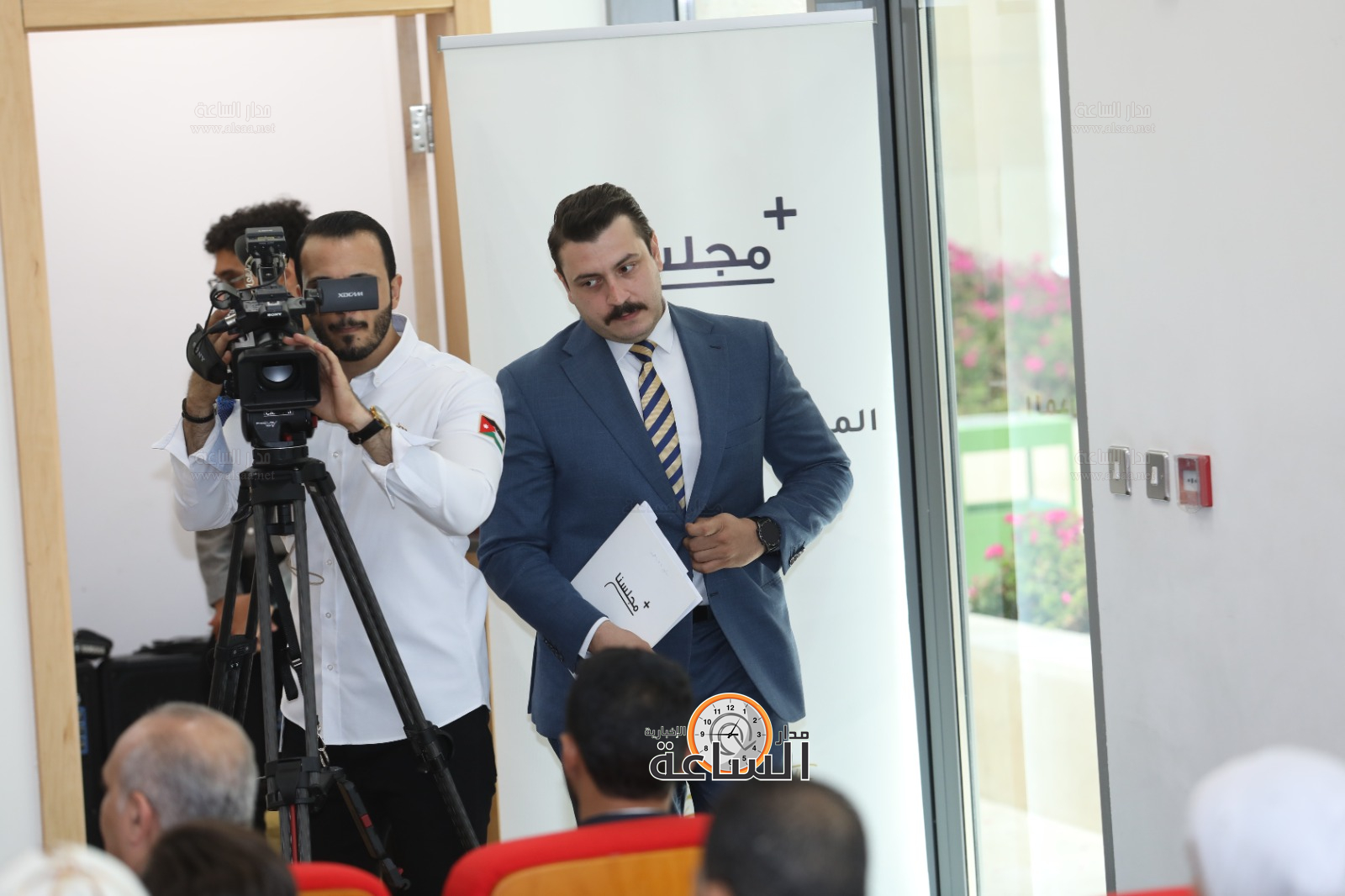 Madar Al-Saa Images 0.10378330996871554