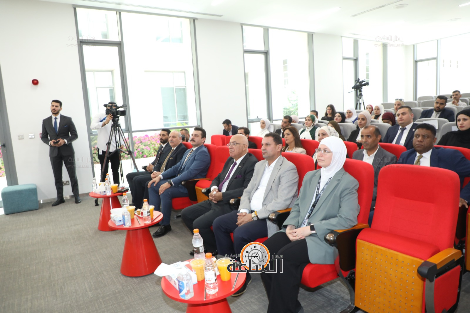 Madar Al-Saa Images 0.6518642006435069