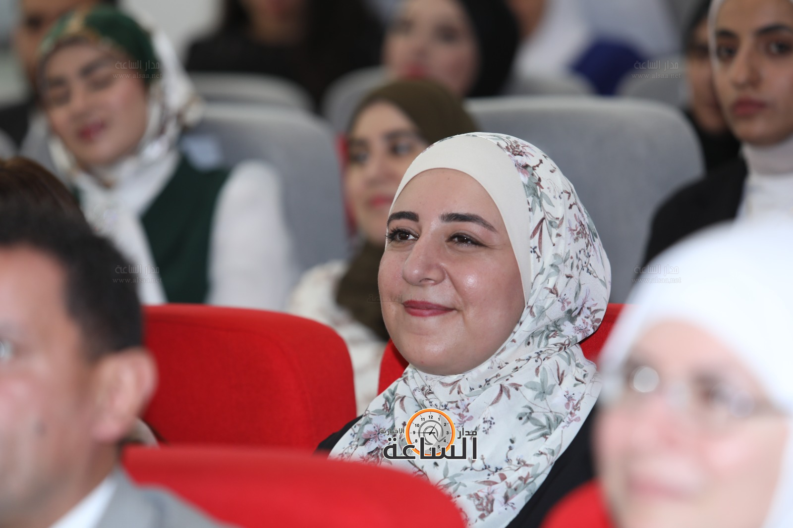 Madar Al-Saa Images 0.2601336570298205