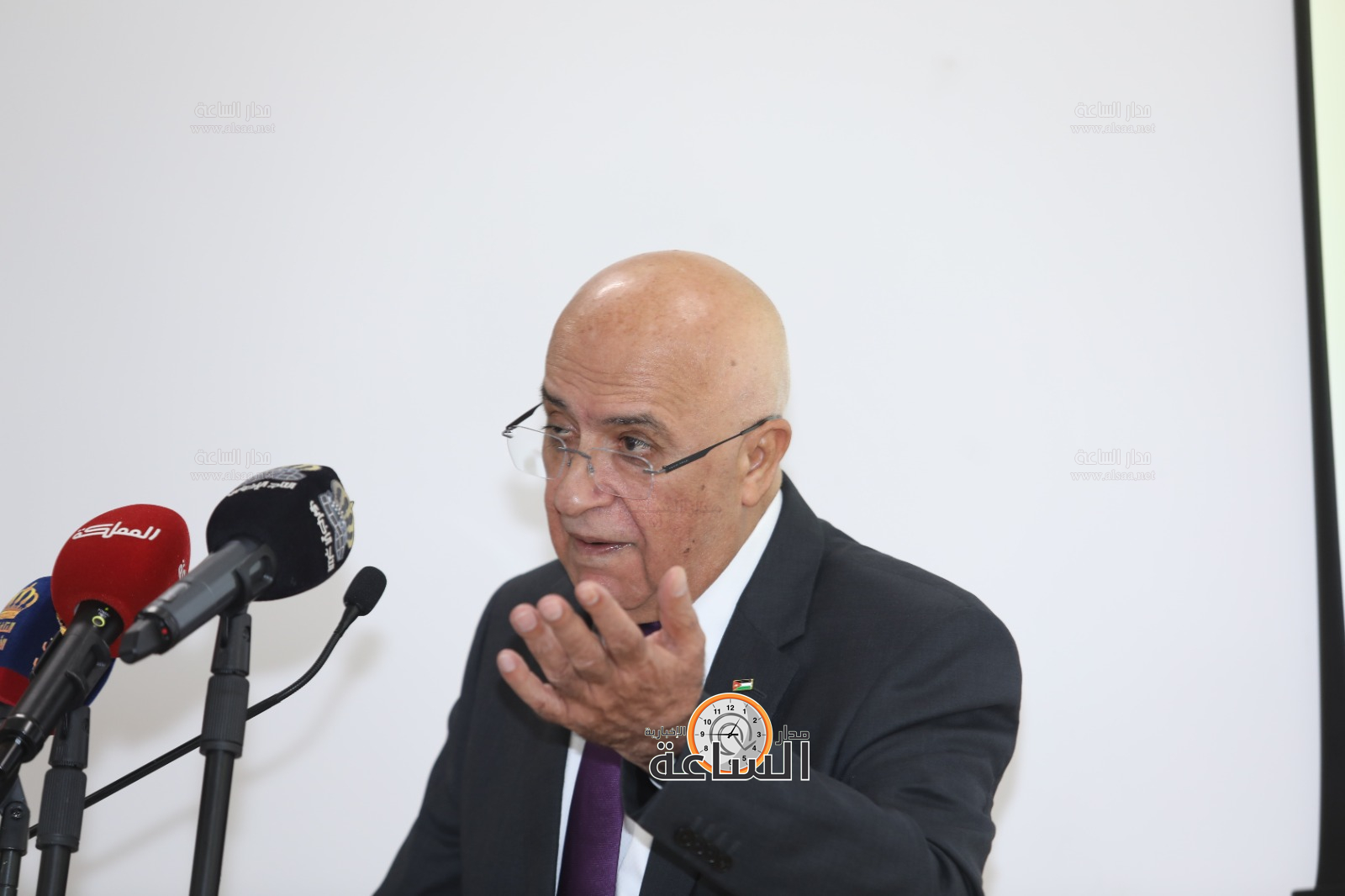 Madar Al-Saa Images 0.08897221394627763