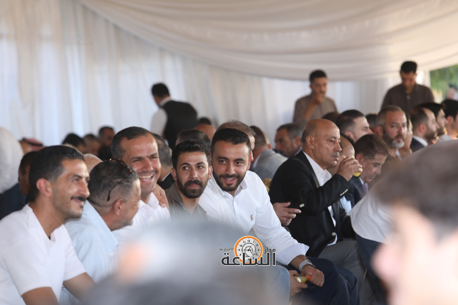 Madar Al-Saa Images 0.4875232816551347