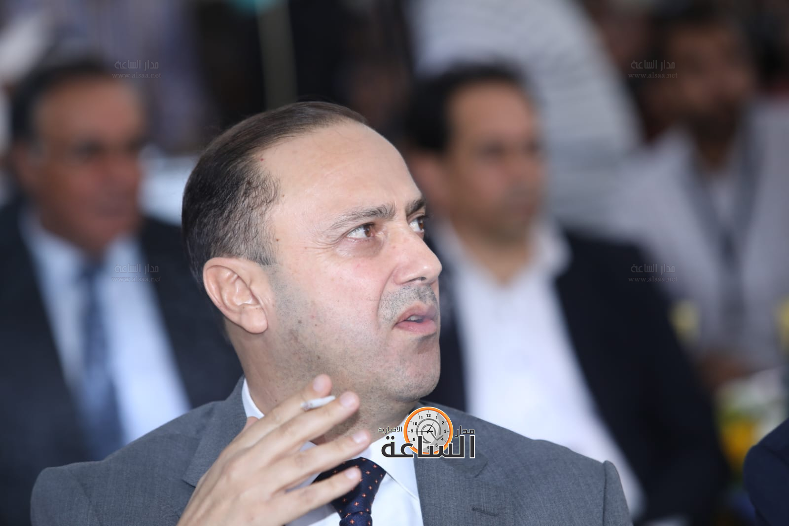 Madar Al-Saa Images 0.9951180650831282