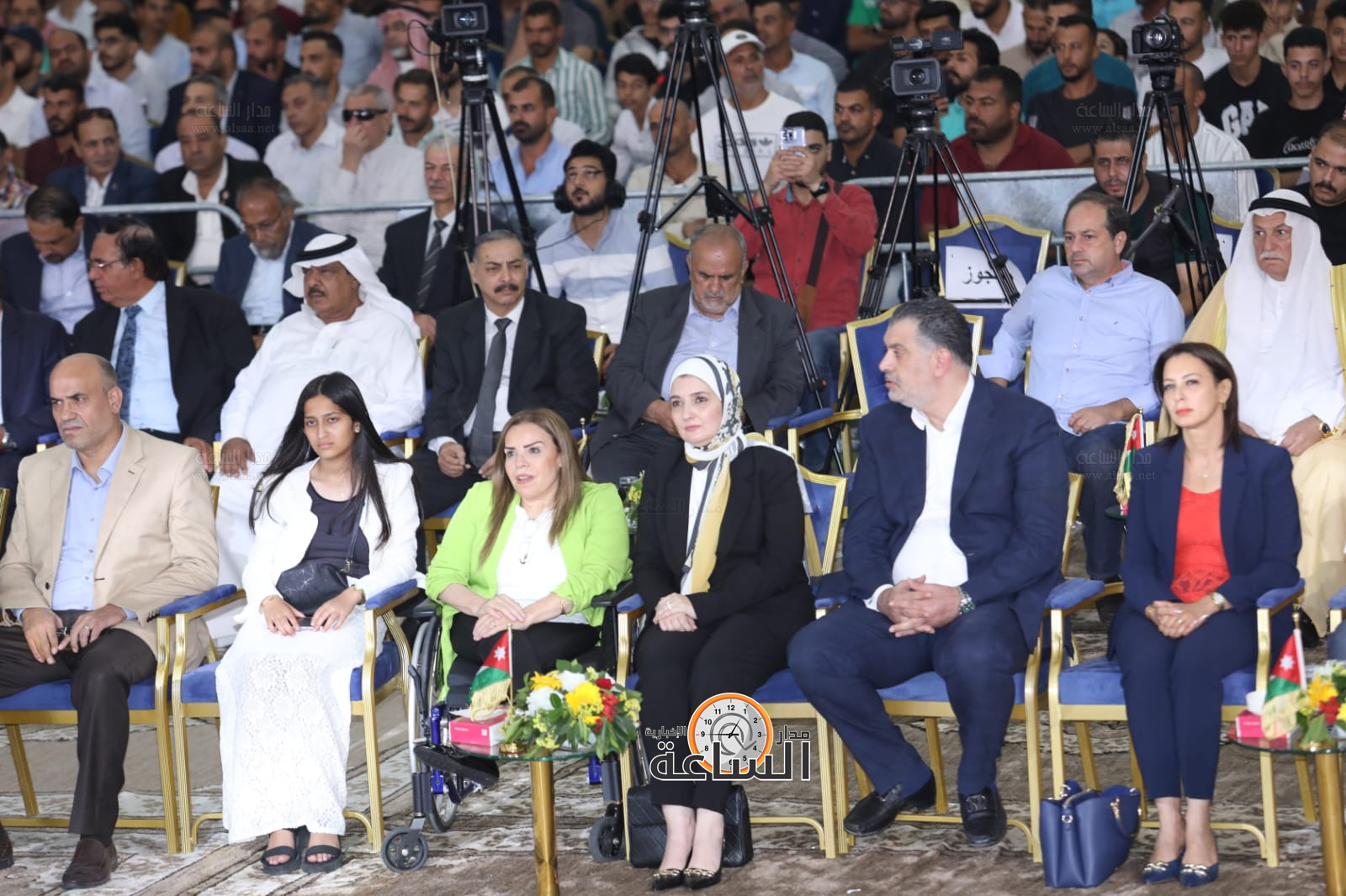 Madar Al-Saa Images 0.4656391919624756