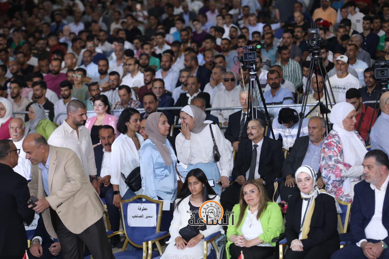 Madar Al-Saa Images 0.8817068929054277