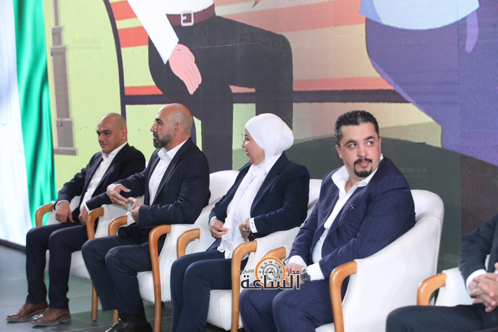 Madar Al-Saa Images 0.48302725489322884