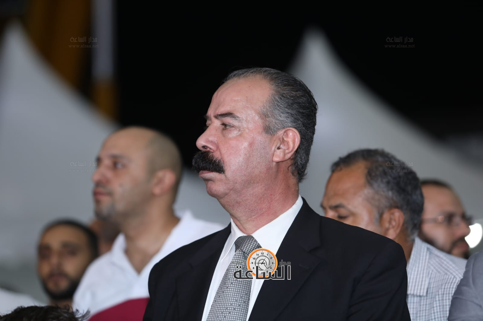 Madar Al-Saa Images 0.91981236638884