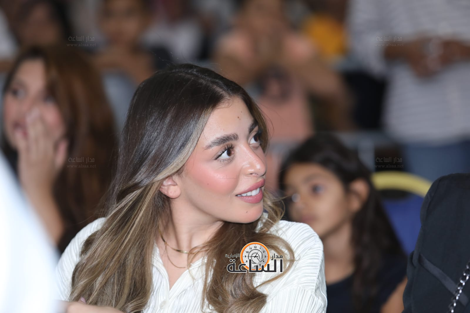 Madar Al-Saa Images 0.5432098451393705