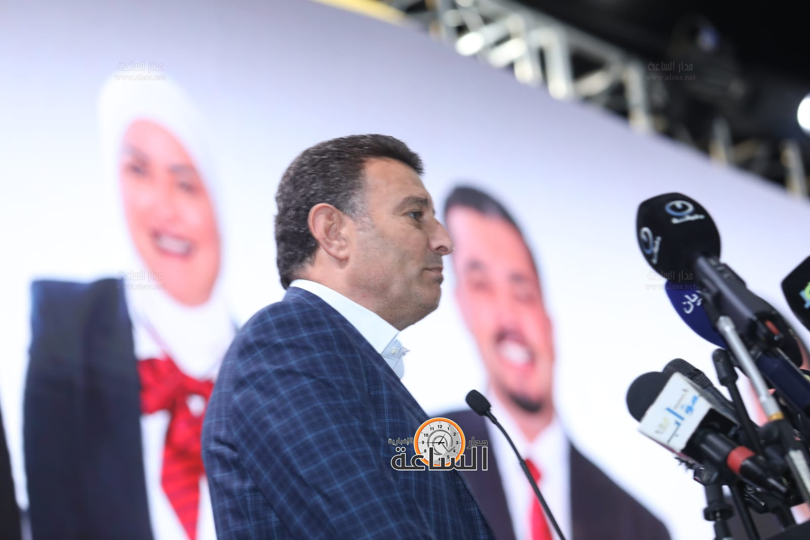 Madar Al-Saa Images 0.12837384726884138